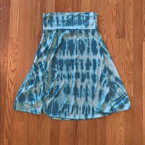 LulaRoe Azure skirt.